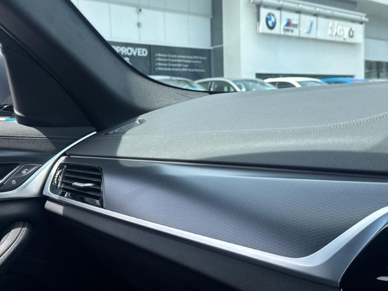 2023 (23) BMW 5 SERIES 520d MHT M Sport 5dr Step Auto 5727750