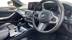 2023 (23) BMW 5 SERIES 520d MHT M Sport 5dr Step Auto 5727723
