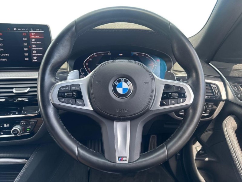 2023 (23) BMW 5 SERIES 520d MHT M Sport 5dr Step Auto 5727722