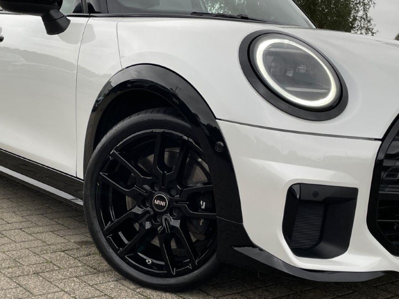 2025 (75) MINI COOPER 2.0 S Sport 5dr Auto 5837176