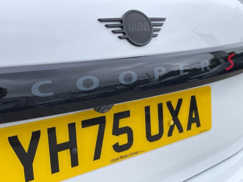 2025 (75) MINI COOPER 2.0 S Sport 5dr Auto 5837181