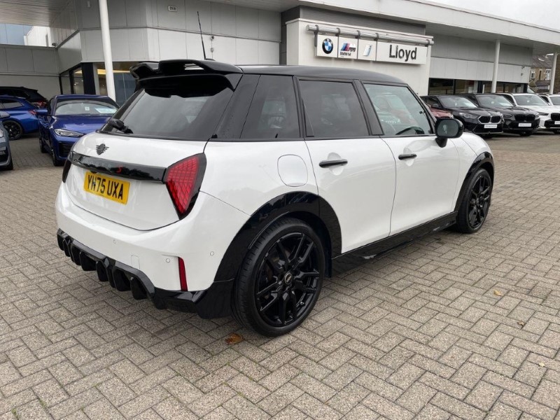 2025 (75) MINI COOPER 2.0 S Sport 5dr Auto 5837184