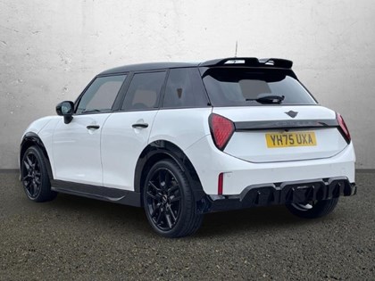 2025 (75) MINI COOPER 2.0 S Sport 5dr Auto