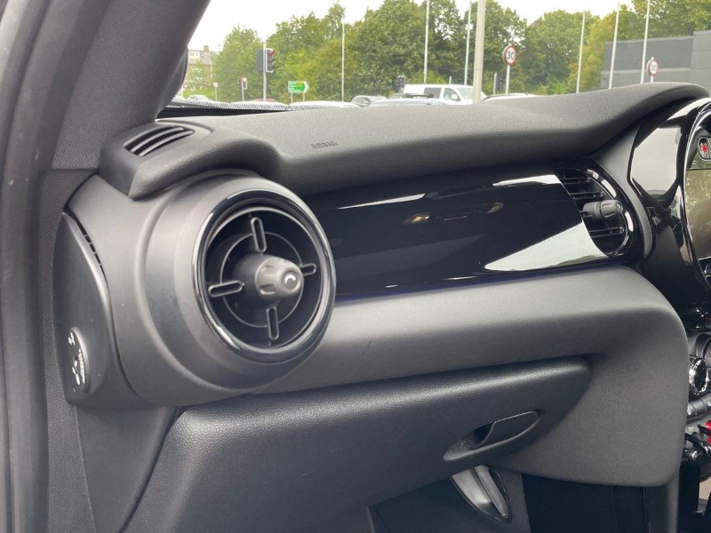 2023 (23) MINI HATCHBACK 2.0 John Cooper Works Premium Plus 3dr Auto 5837266