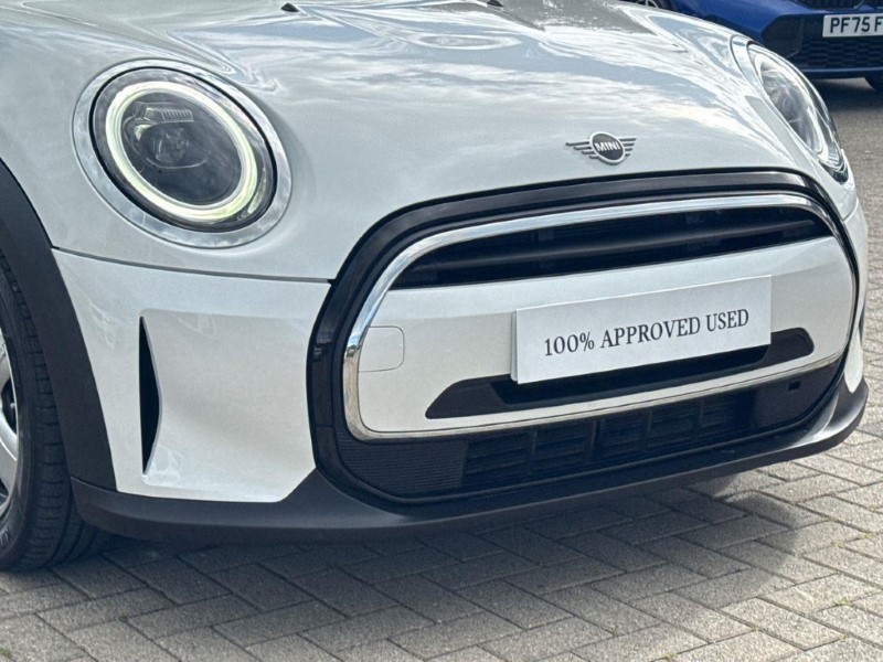 2023 (23) MINI HATCHBACK 1.5 Cooper Classic Premium 5dr Auto 5802619