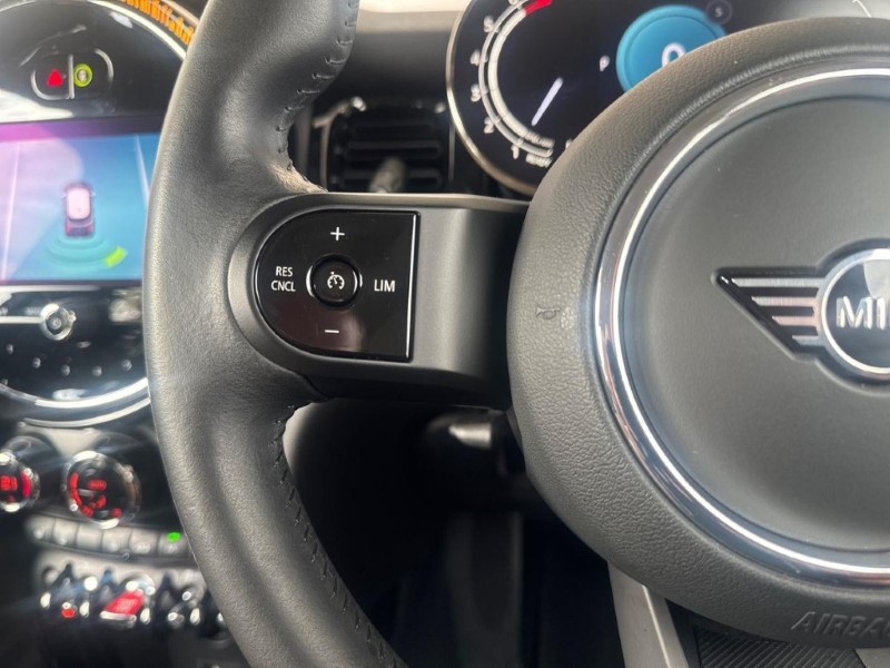 2023 (23) MINI HATCHBACK 1.5 Cooper Classic Premium 5dr Auto 5802599