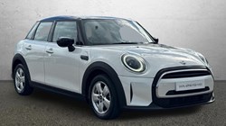 2023 (23) MINI HATCHBACK 1.5 Cooper Classic Premium 5dr Auto 5802583