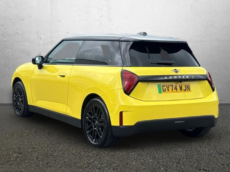 2025 (74) MINI COOPER 160kW SE Classic 54kWh 3dr Auto