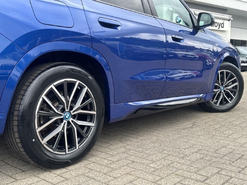 2024 (73) BMW iX1 230kW xDrive30 M Sport 65kWh 5dr Auto 5779281