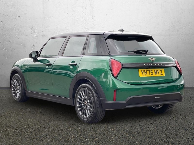 2025 (75) MINI COOPER 1.5 C Exclusive 5dr Auto
