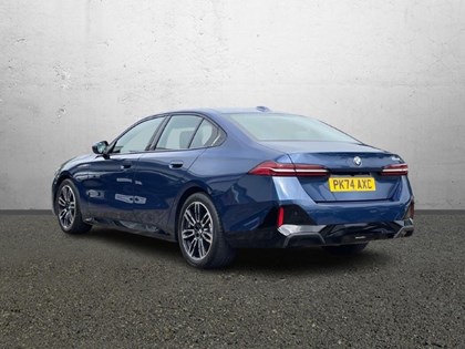 2025 (74) BMW 5 SERIES 520i M Sport 4dr Auto