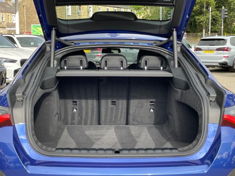 2022 (72) BMW I4 250kW eDrive40 M Sport 83.9kWh 5dr Auto 5825948
