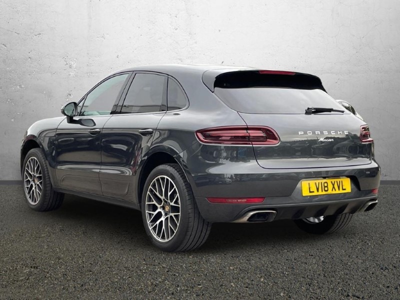 2018 (18) PORSCHE MACAN [252] 5dr PDK 5841378
