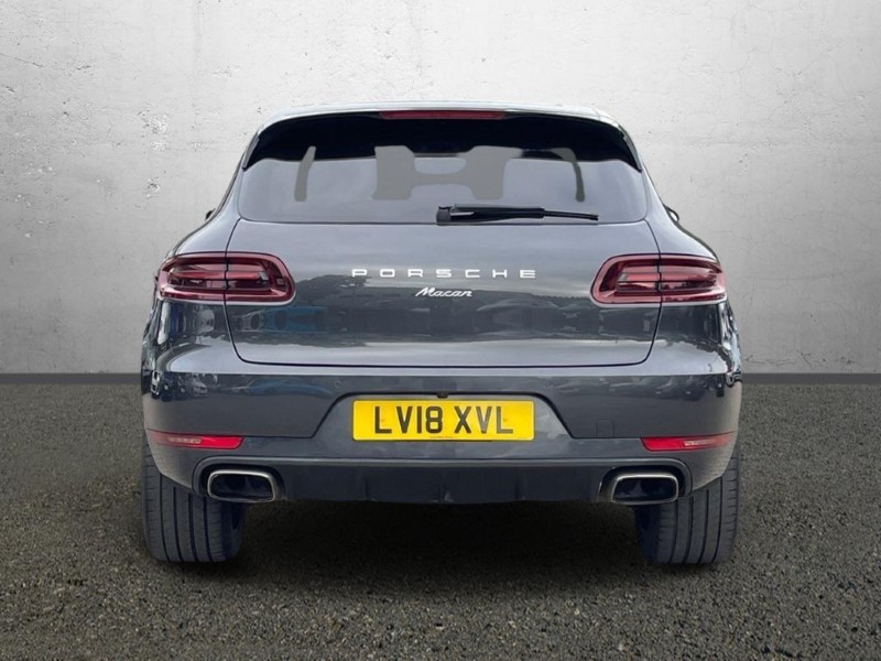 2018 (18) PORSCHE MACAN [252] 5dr PDK 5841391