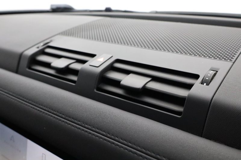 2020 (20) LAND ROVER DEFENDER 2.0 D240 First Edition 110 5dr Auto 3445246