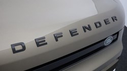 2020 (20) LAND ROVER DEFENDER 2.0 D240 First Edition 110 5dr Auto 3445253