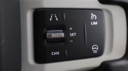 2020 (20) LAND ROVER DEFENDER 2.0 D240 First Edition 110 5dr Auto 3445235