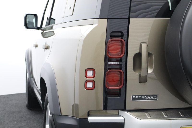 2020 (20) LAND ROVER DEFENDER 2.0 D240 First Edition 110 5dr Auto 3445257