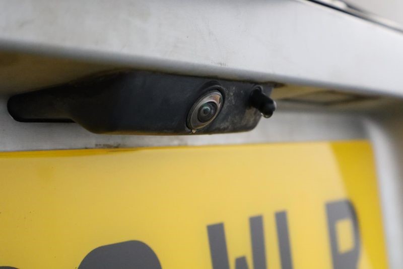 2020 (20) LAND ROVER DEFENDER 2.0 D240 First Edition 110 5dr Auto 3445256