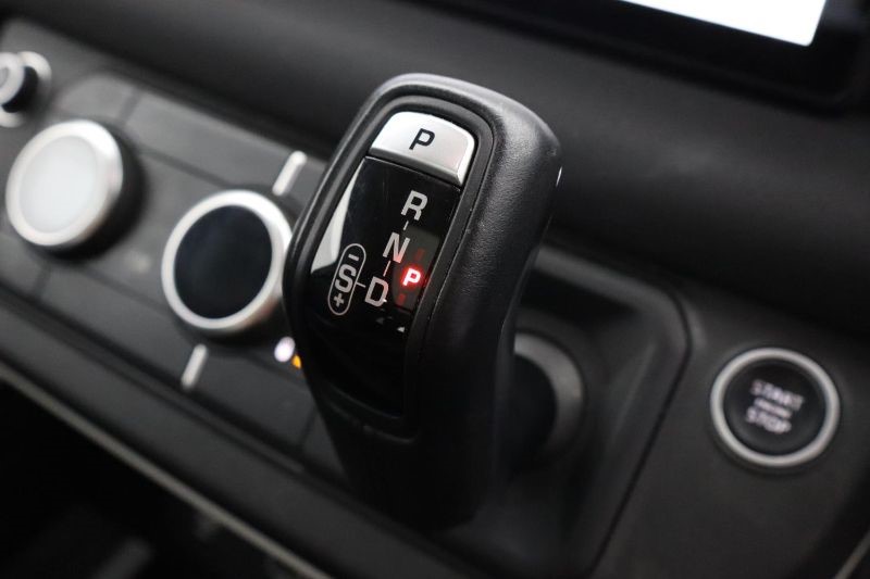 2020 (20) LAND ROVER DEFENDER 2.0 D240 First Edition 110 5dr Auto 3445245