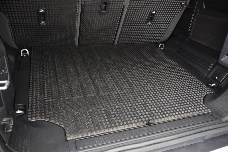 2020 (20) LAND ROVER DEFENDER 2.0 D240 First Edition 110 5dr Auto 3445251