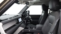 2020 (20) LAND ROVER DEFENDER 2.0 D240 First Edition 110 5dr Auto 3445224