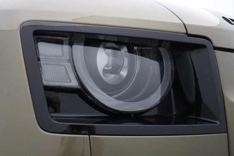 2020 (20) LAND ROVER DEFENDER 2.0 D240 First Edition 110 5dr Auto 3445254