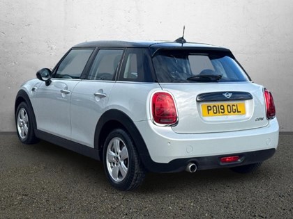 2019 (19) MINI HATCHBACK 1.5 Cooper Classic II 5dr
