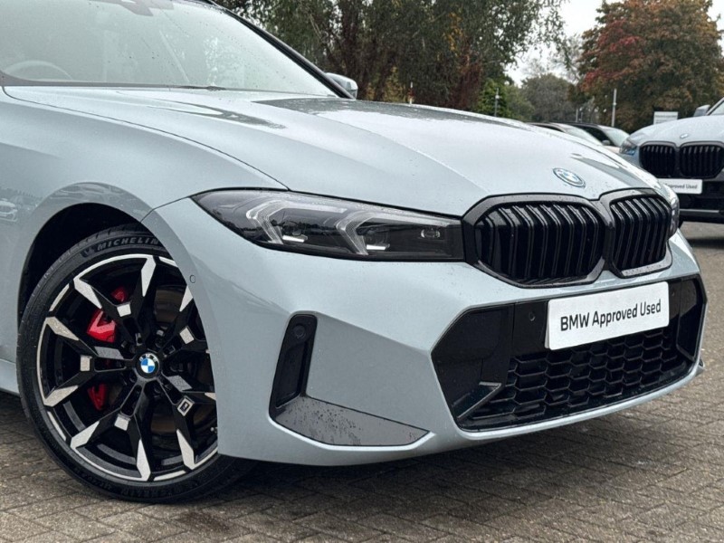 2025 (25) BMW 3 SERIES 330e 22.3 kWh M Sport 5dr Step Auto 5872515