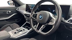 2025 (25) BMW 3 SERIES 330e 22.3 kWh M Sport 5dr Step Auto 5872480