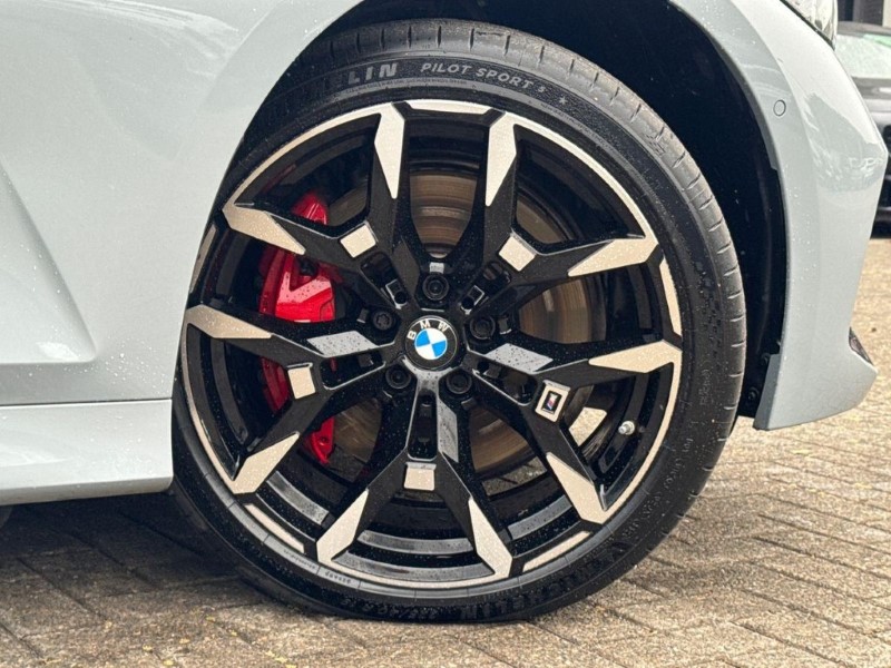 2025 (25) BMW 3 SERIES 330e 22.3 kWh M Sport 5dr Step Auto 5872523