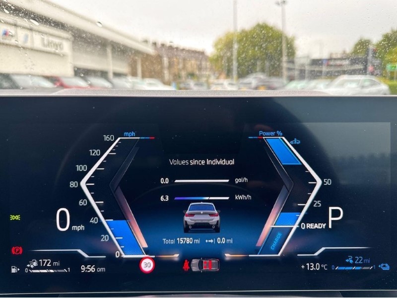 2025 (25) BMW 3 SERIES 330e 22.3 kWh M Sport 5dr Step Auto 5872483