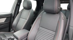 2023 (23) LAND ROVER DISCOVERY SPORT 2.0 D200 R-Dynamic HSE 5dr Auto 3421173