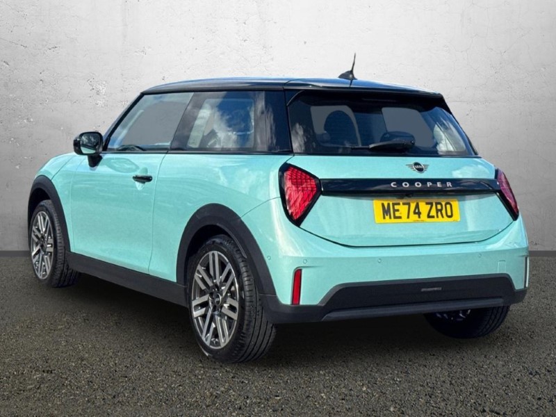 2024 (74) MINI COOPER 1.5 C Classic 3dr Auto