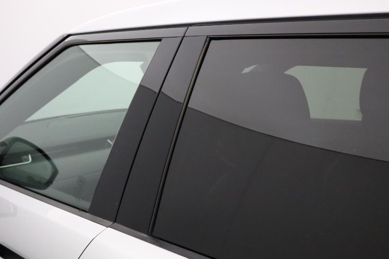 2019 (69) LAND ROVER RANGE ROVER EVOQUE 2.0 D180 R-Dynamic HSE 5dr Auto 3430738