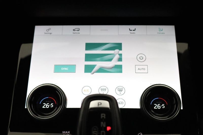 2019 (69) LAND ROVER RANGE ROVER EVOQUE 2.0 D180 R-Dynamic HSE 5dr Auto 3430728