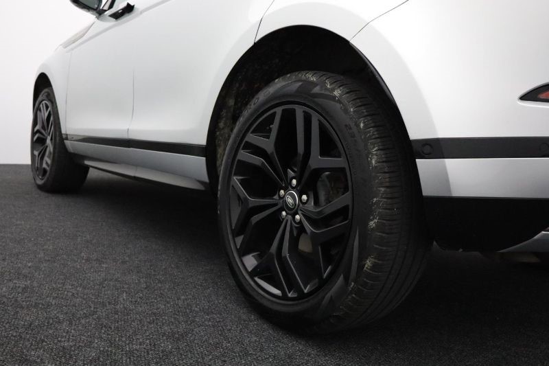 2019 (69) LAND ROVER RANGE ROVER EVOQUE 2.0 D180 R-Dynamic HSE 5dr Auto 3430739