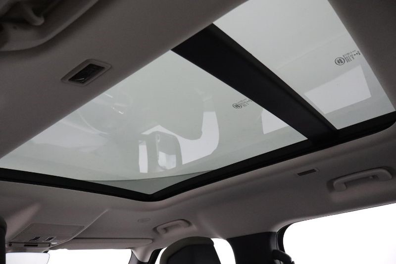 2021 (21) LAND ROVER DEFENDER 3.0 D300 HSE 110 5dr Auto 3467737