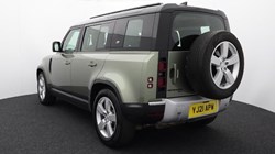 2021 (21) LAND ROVER DEFENDER 3.0 D300 HSE 110 5dr Auto 3467732
