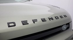 2021 (21) LAND ROVER DEFENDER 3.0 D300 HSE 110 5dr Auto 3467764