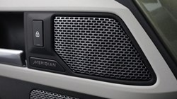 2021 (21) LAND ROVER DEFENDER 3.0 D300 HSE 110 5dr Auto 3467739