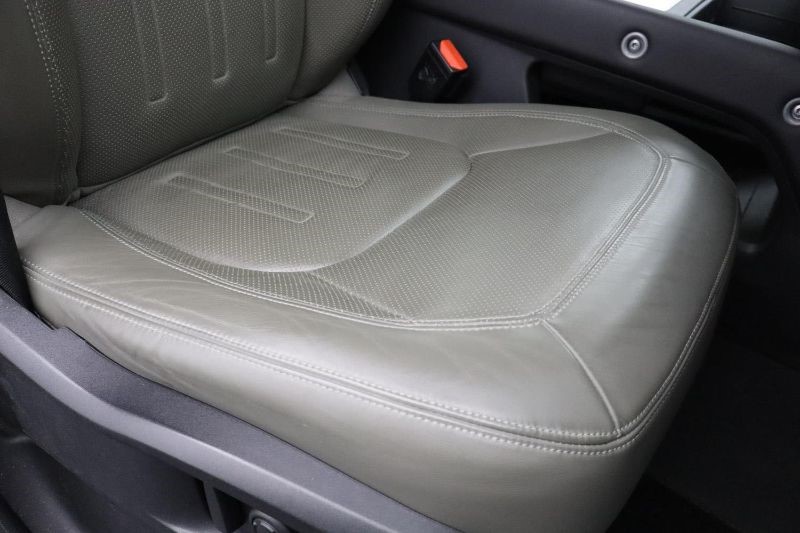 2021 (21) LAND ROVER DEFENDER 3.0 D300 HSE 110 5dr Auto 3467742