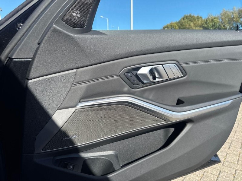 2026 (26) BMW M3 xDrive 530 Competition M 4dr Step Auto 5881067