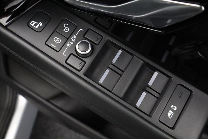 2019 (19) LAND ROVER RANGE ROVER EVOQUE 2.0 D180 R-Dynamic HSE 5dr Auto 3470285