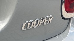 2022 (72) MINI HATCHBACK 1.5 Cooper Classic 3dr Auto 5902458