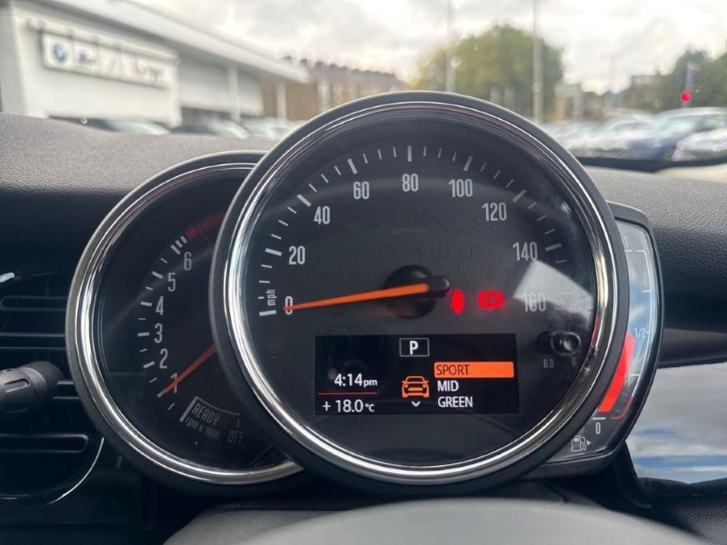 2022 (72) MINI HATCHBACK 1.5 Cooper Classic 3dr Auto 5902445