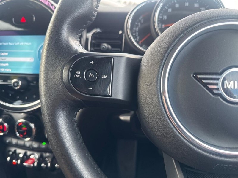 2022 (72) MINI HATCHBACK 1.5 Cooper Classic 3dr Auto 5902433
