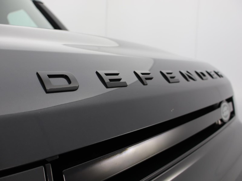 2022 (22) LAND ROVER COMMERCIAL DEFENDER 3.0 D250 Hard Top SE Auto 3511623