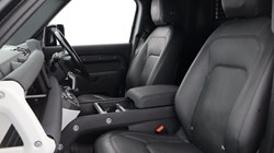 2022 (22) LAND ROVER COMMERCIAL DEFENDER 3.0 D250 Hard Top SE Auto 3511587