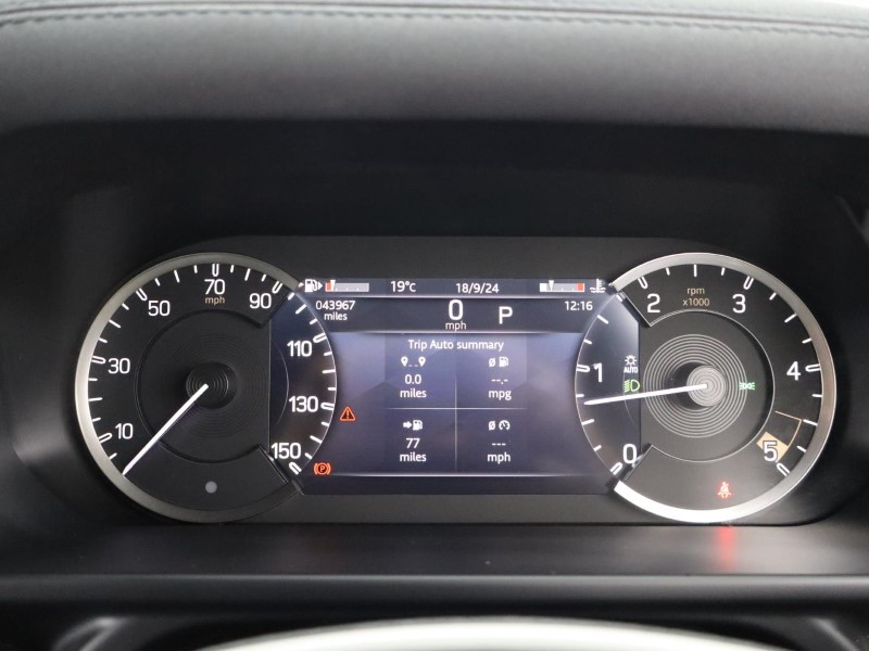 2022 (22) LAND ROVER COMMERCIAL DEFENDER 3.0 D250 Hard Top SE Auto 3511602